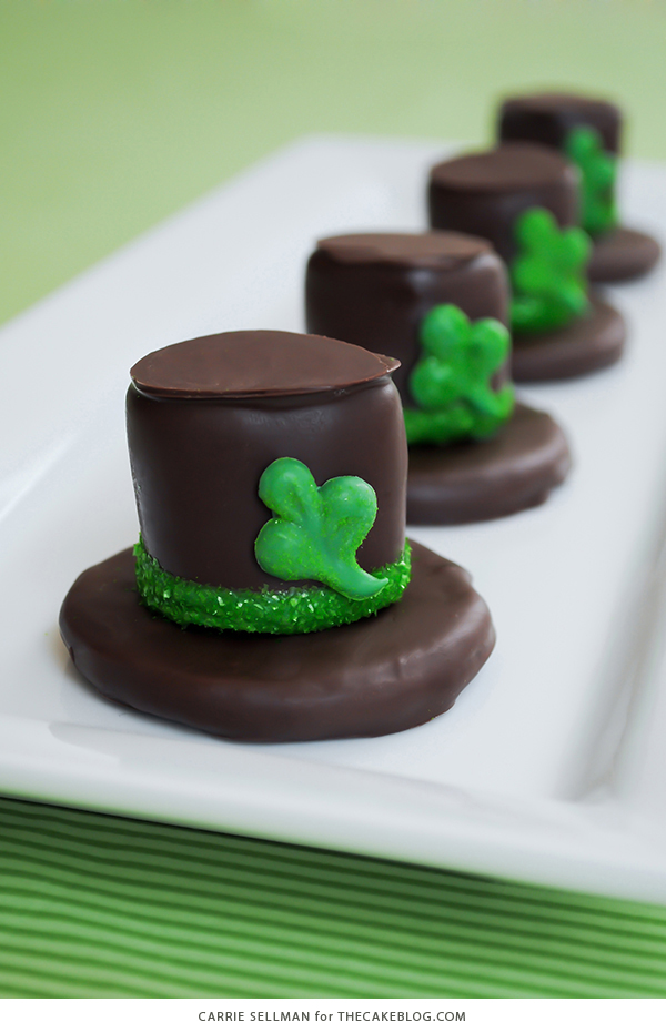 Leprechaun Hat S’mores | Delicious St. Patrick's Day Recipes | Desserts & Treats