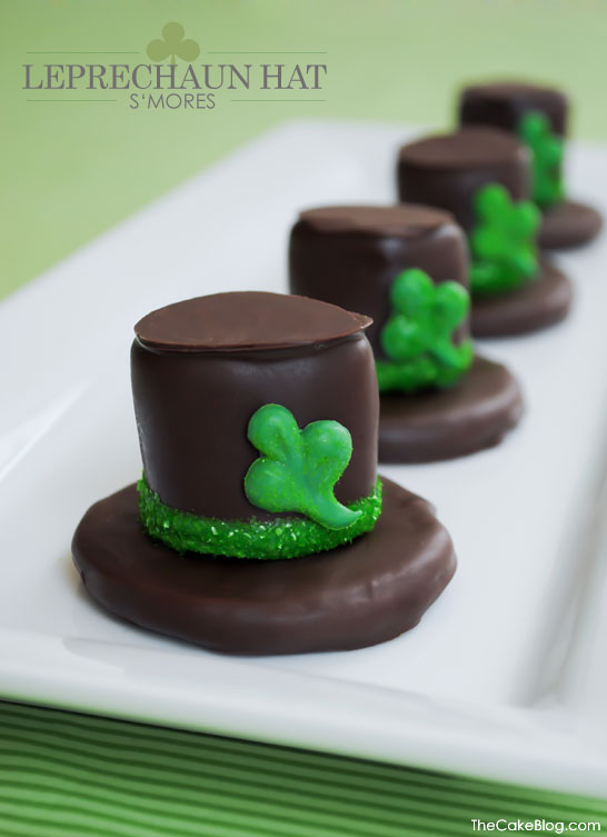 Leprechaun Hat S’mores - a festive St. Patrick’s day treat that the kids will love | Carrie Sellman for TheCakeBlog.com