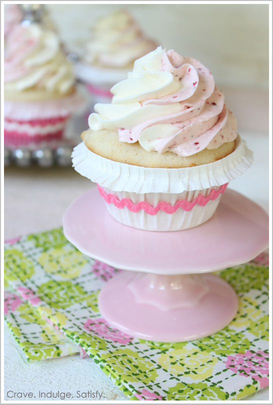 Strawberry & Vanilla Cream Swirl Cupcakes