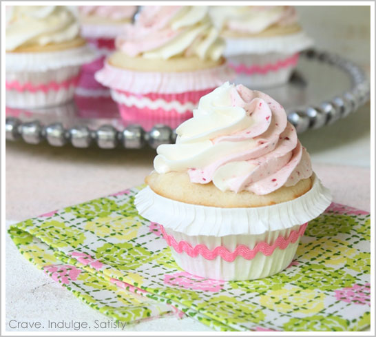 Strawberry & Vanilla Cream Swirl Cupcakes