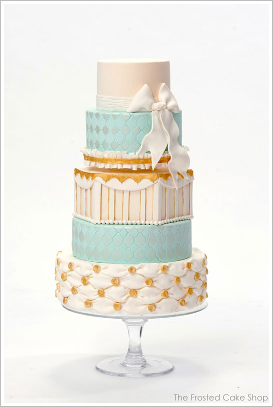 Marie Antoinette inspired cake by Frosted Cake Shop  | TheCakeBlog.com