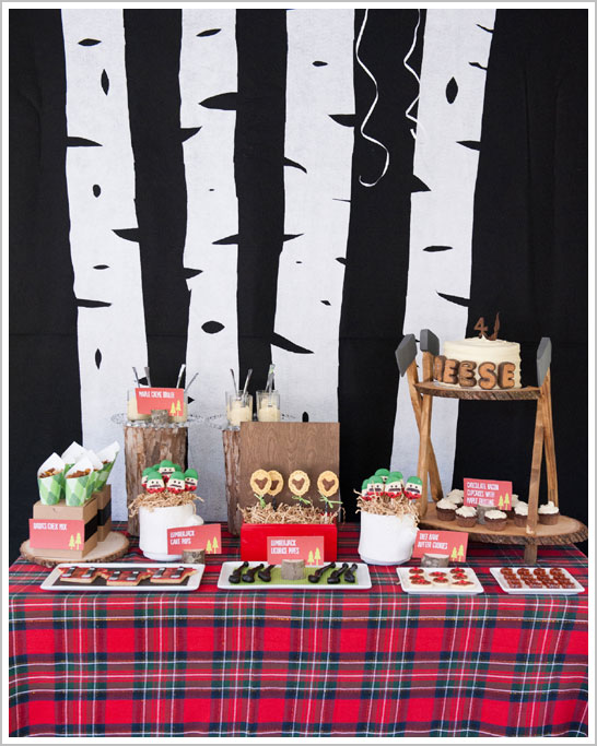 Lumberjack Birthday Party  |  TheCakeBlog.com