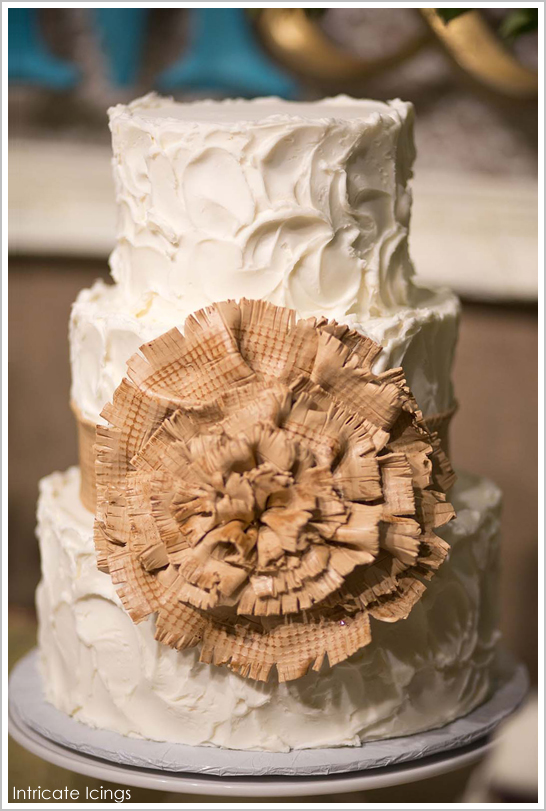 Rustic Burlap Cake by Intricate Icings  |  TheCakeBlog.com