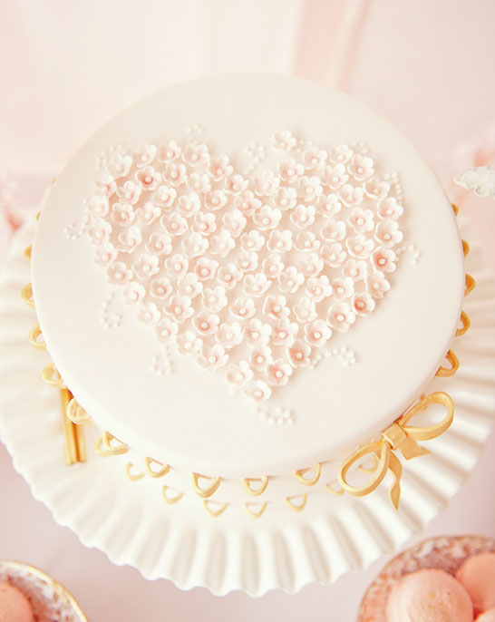 Pink & Gold Valentines Dessert Table  |  TheCakeBlog.com