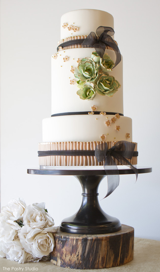 Mint, Blush & Gold by The Pastry Studio  |  TheCakeBlog.com