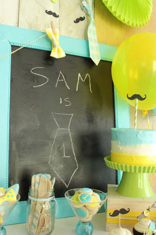 Little Man 1st Birthday Party by Lauren Kapeluck  |  TheCakeBlog.com