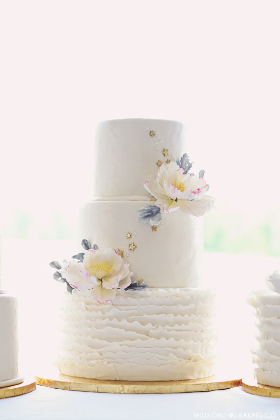 Rustic Ruffle & Stars Cake  |  by Wild Orchid Baking Co  |  TheCakeBlog.com