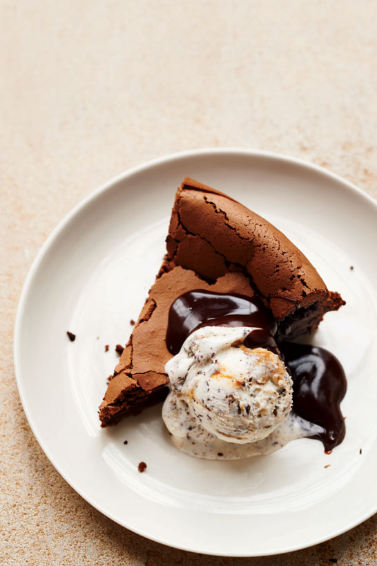 Flourless Chocolate Cake | Martha Stewart Cakes | TheCakeBlog.com