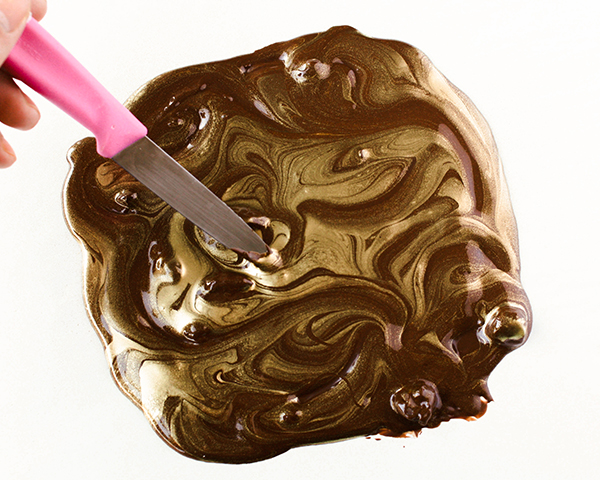 How to make a drippy chocolate cake | Erin Gardner for TheCakeBlog.com