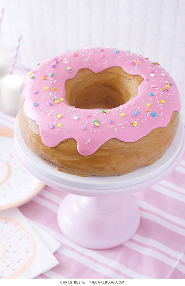 How to make a Giant Donut Cake!  | by Cakegirls for TheCakeBlog.com