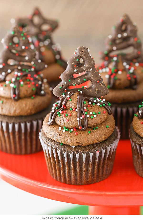 Chocolate Pretzel Cupcakes - salty sweet holiday cupcake | Lindsay Conchar for TheCakeBlog.com