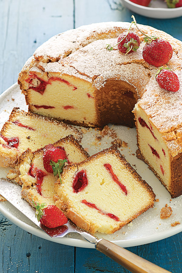 Strawberry-Swirl Bundt Cake Recipe