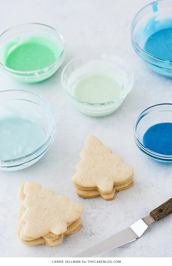 Decorated Sugar Cookies - vanilla bean sugar cookies with a simple glaze icing for easy yet beautiful Christmas cookies | by Carrie Sellman for TheCakeBlog.com