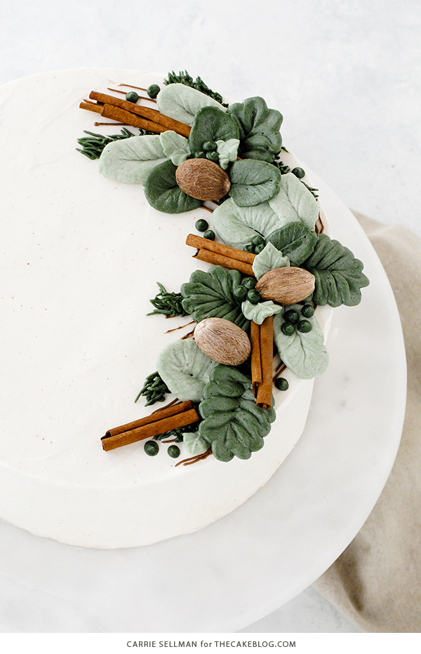 How to pipe buttercream greenery and leaves, with video | by Carrie Sellman for TheCakeBlog.com