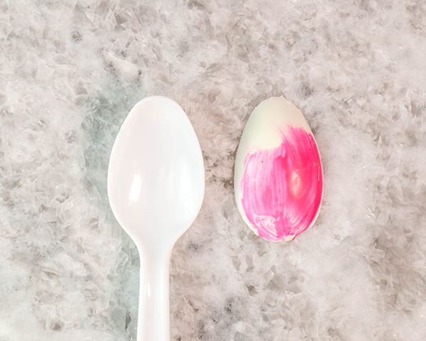Chocolate Tulips - how to make gorgeous tulip cake decorations using melted chocolate and a plastic spoon | by Erin Gardner for TheCakeBlog.com