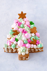 Cream Tart Tree Cake - gingerbread cookie with cream cheese frosting and  festive holiday toppings | by Carrie Sellman for TheCakeBlog.com