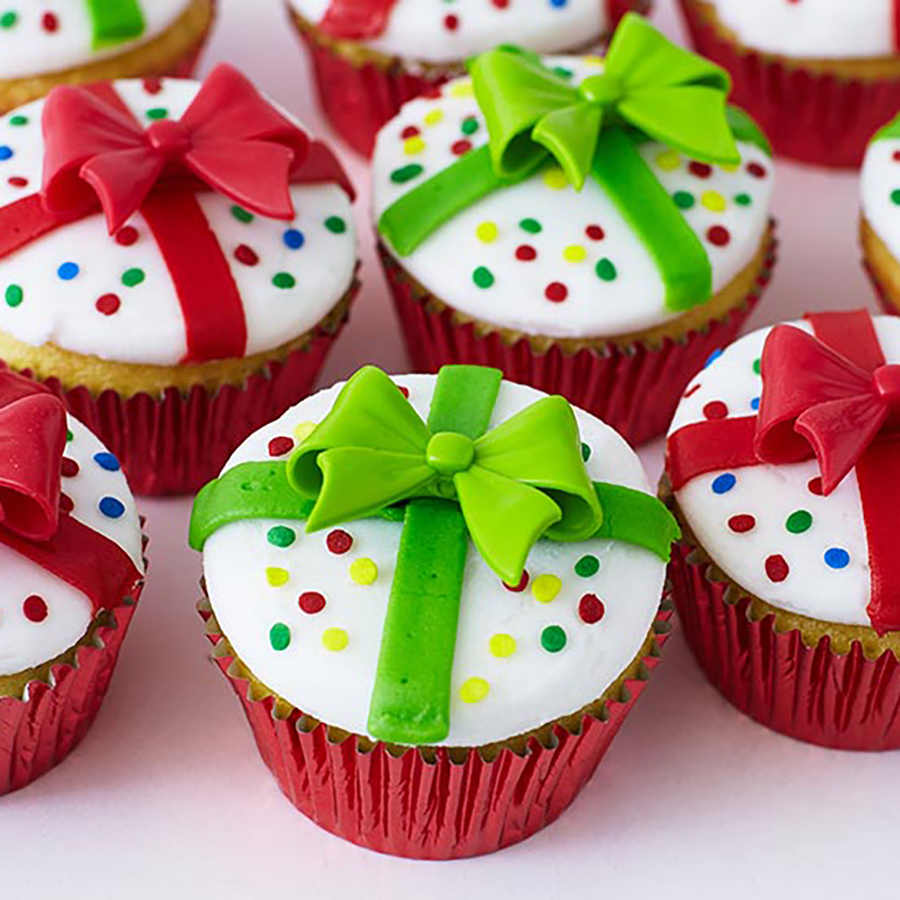 reflecteren Pessimistisch impliciet Christmas Present Cupcakes | The Cake Blog